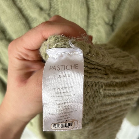 Women’s Green Sweater - Picture 5 of 5